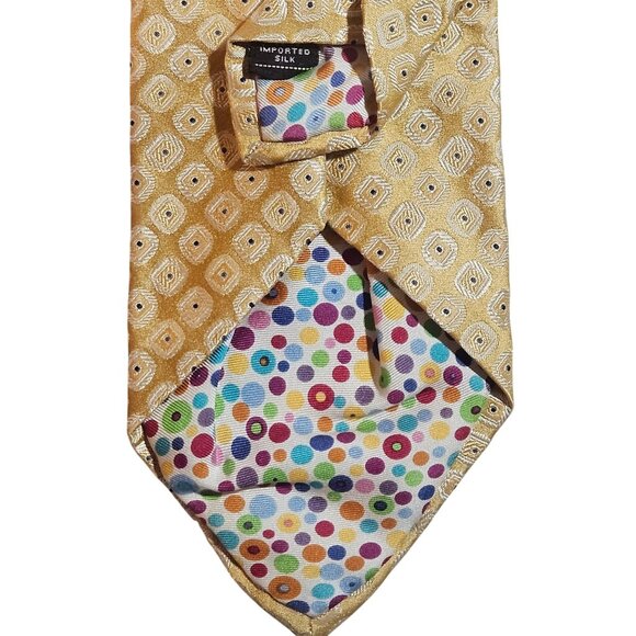 City Of London Gold Geometric Pattern Mens Necktie 100% Silk Business Court Core - Picture 8 of 11
